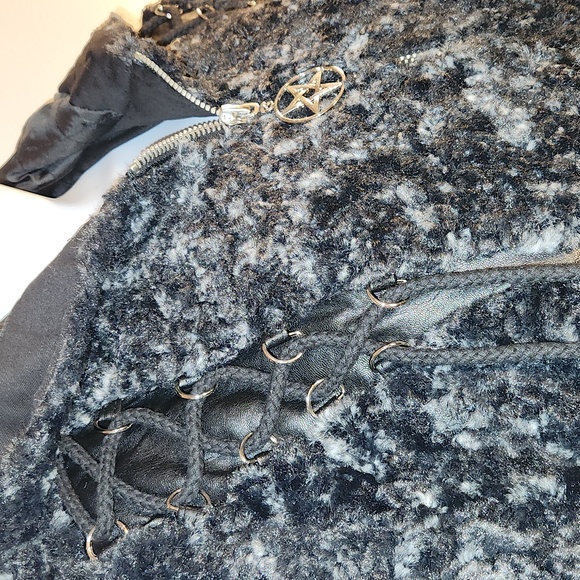 Warm goth jacket NWT - Picture 2 of 5